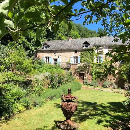 La Cascade - 16th Century 4*